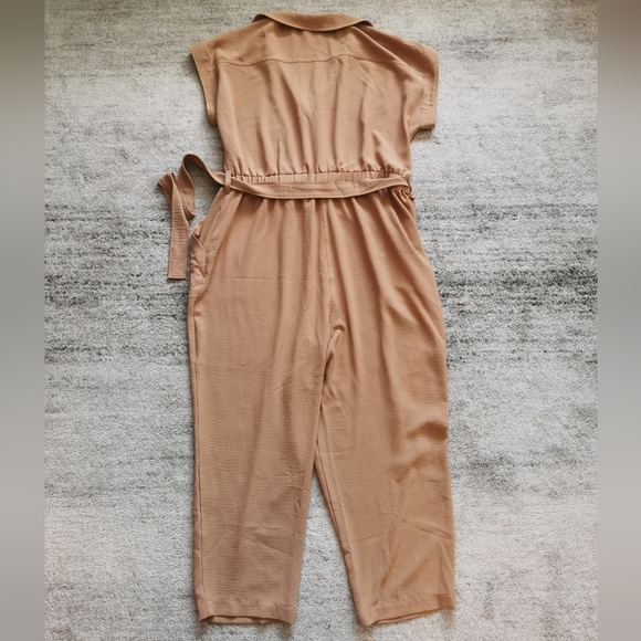 Vero by Veronique Cloutier one piece short sleeve pant jumpsuit - Picture 3 of 9